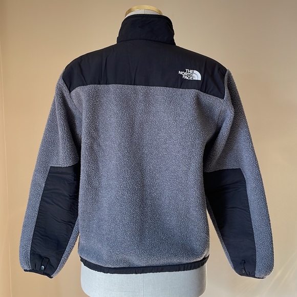 The North Face Jacket - Picture 3 of 4